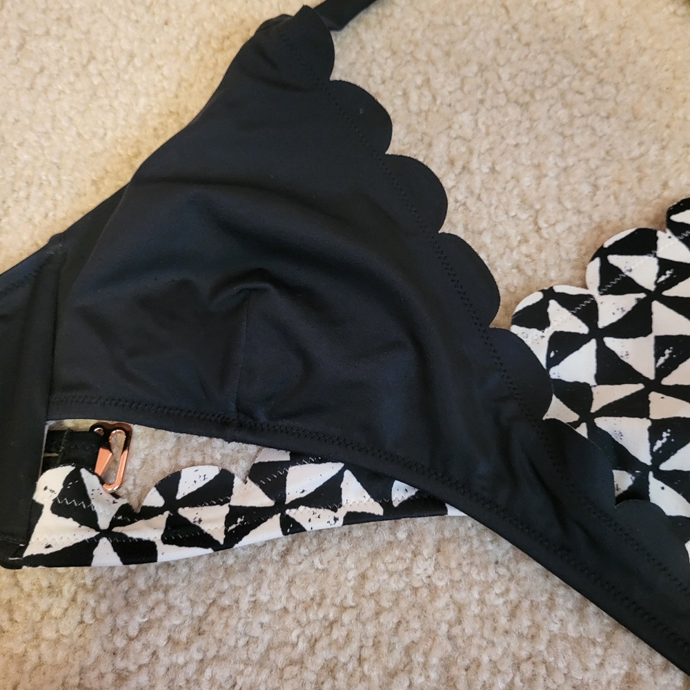 Vanilla/Beach Swimwear Top - Picture 5 of 5